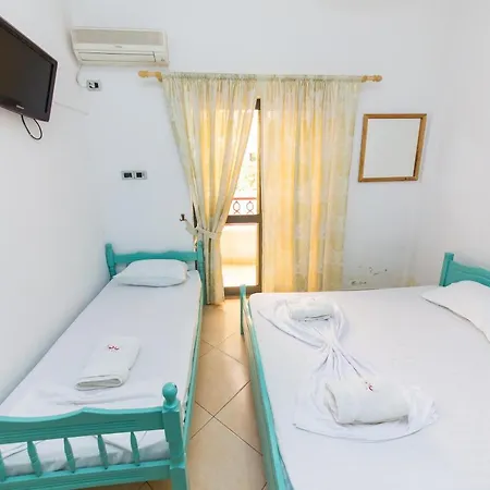 Expert Hotel Golem (Tirana)