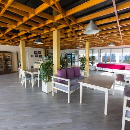 Expert Hotel Golem (Tirana)