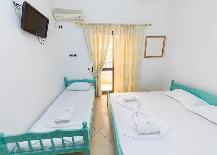 Expert Hotel Golem (Tirana)